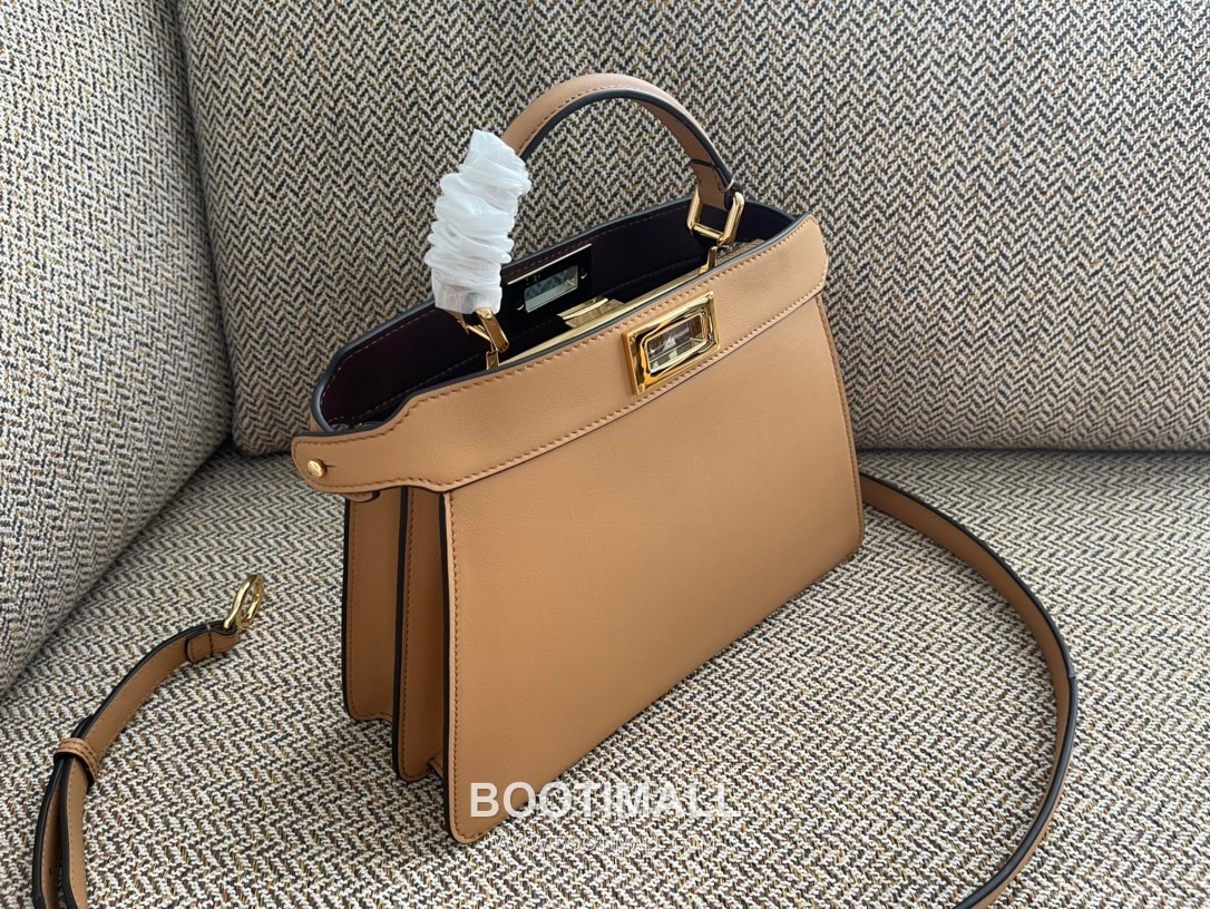Fendi Peekaboo ISeeU Small Leather Bag 펜디 피카부 아이씨유 스몰 레더 백 27cm 2