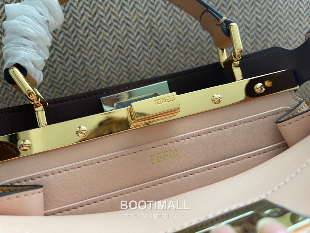 Fendi Peekaboo ISeeU Small Leather Bag 펜디 피카부 아이씨유 스몰 레더 백 27cm 5