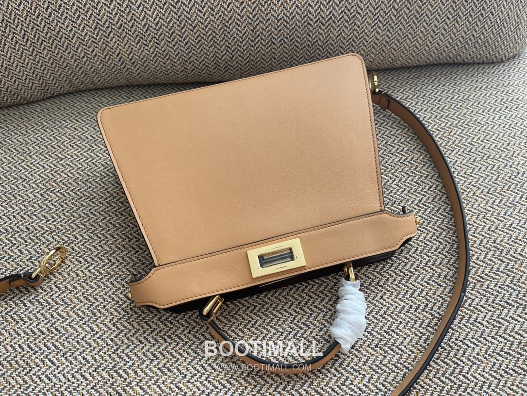 Fendi Peekaboo ISeeU Small Leather Bag 펜디 피카부 아이씨유 스몰 레더 백 27cm 6