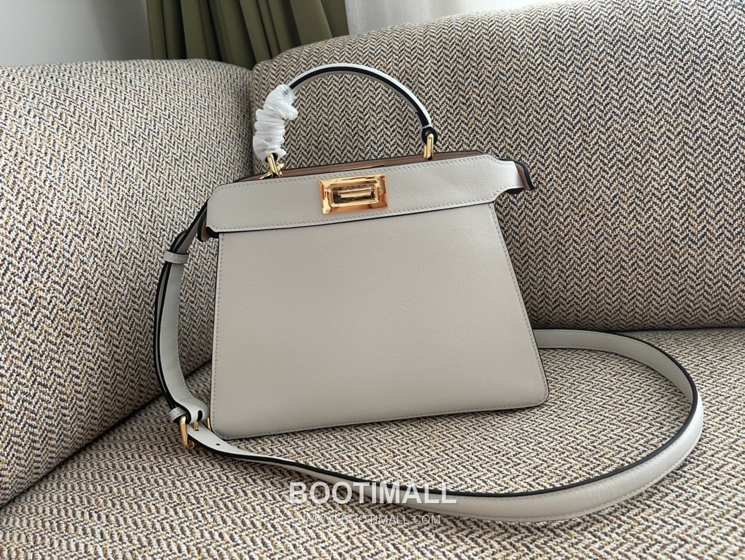 Fendi Peekaboo ISeeU Small Leather Bag 펜디 피카부 아이씨유 스몰 레더 백 27cm 1