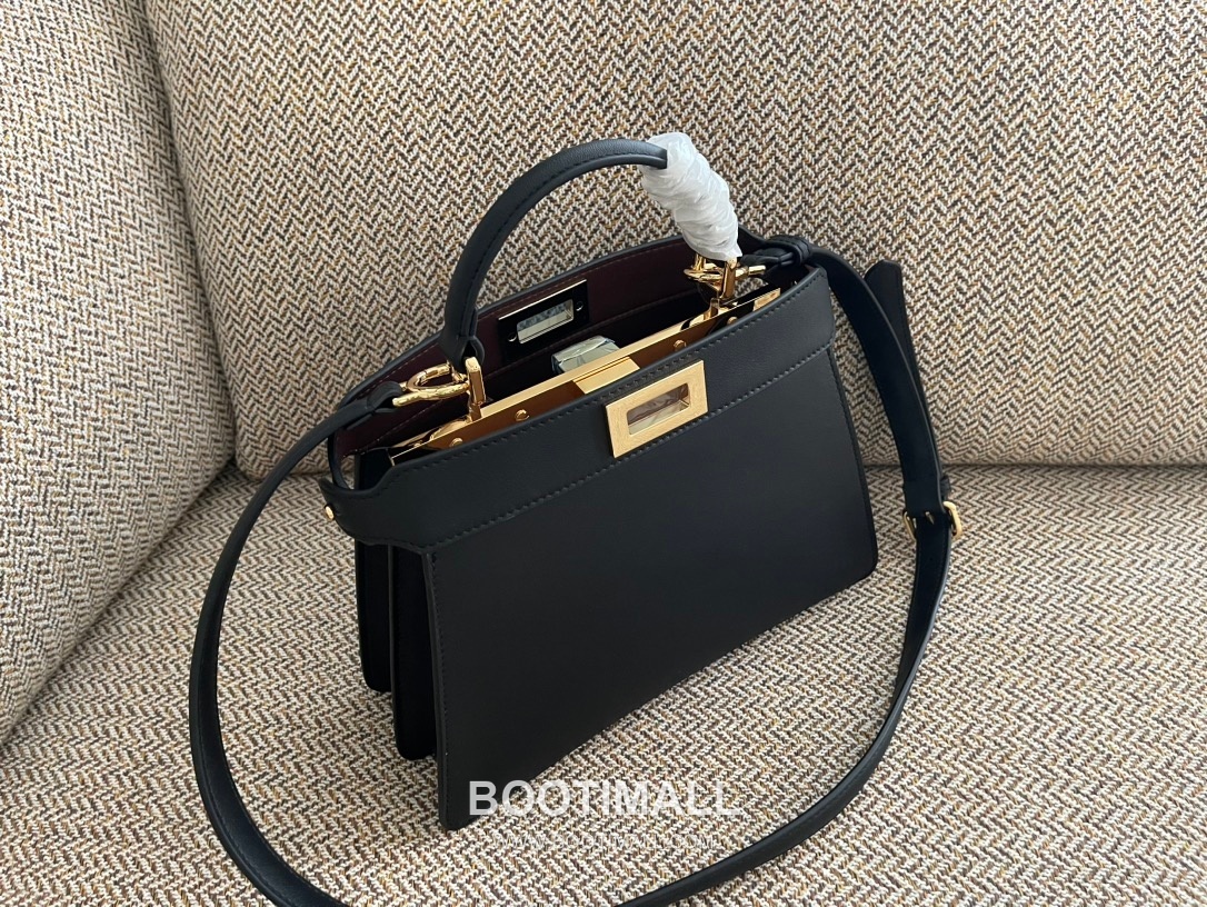 Fendi Peekaboo ISeeU Small Leather Bag 펜디 피카부 아이씨유 스몰 레더 백 27cm 2