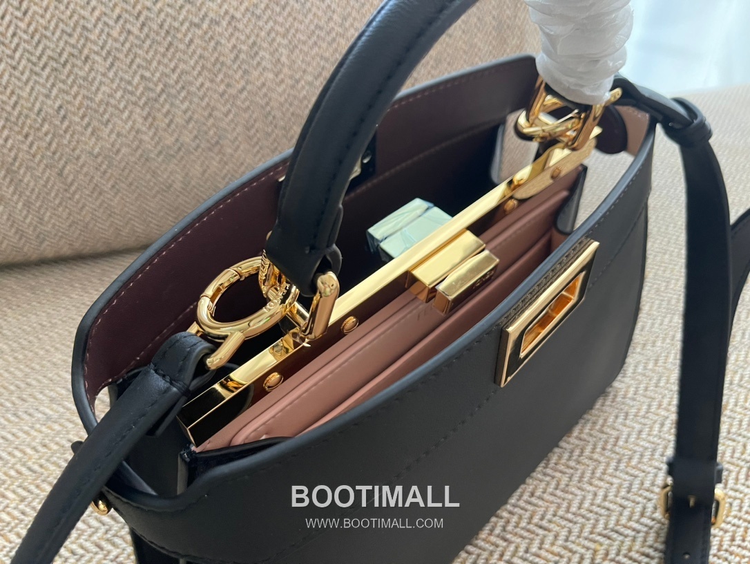 Fendi Peekaboo ISeeU Small Leather Bag 펜디 피카부 아이씨유 스몰 레더 백 27cm 6