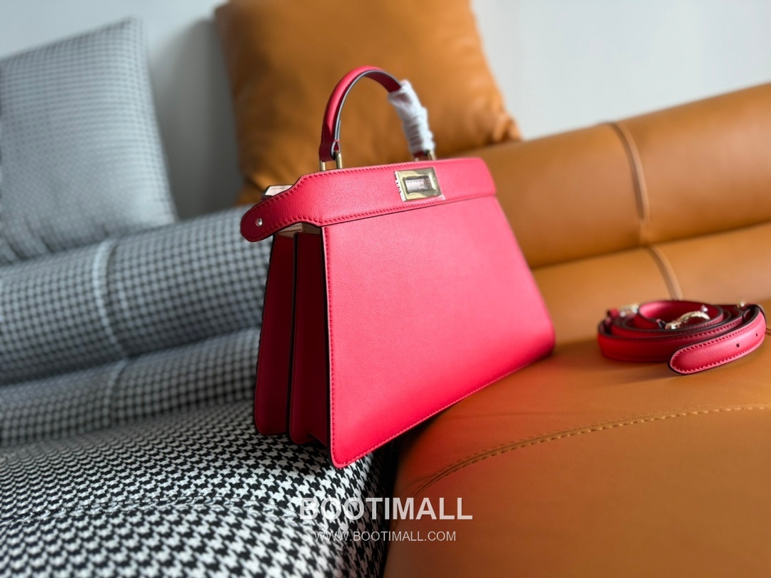 Fendi Peekaboo ISeeU Small Leather Bag 펜디 피카부 아이씨유 스몰 레더 백 27cm 2