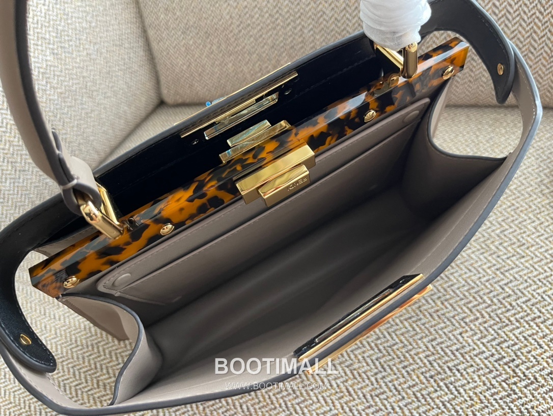 Fendi Peekaboo ISeeU Medium Leather Bag 펜디 피카부 아이씨유 미디엄 레더 백 33cm 7