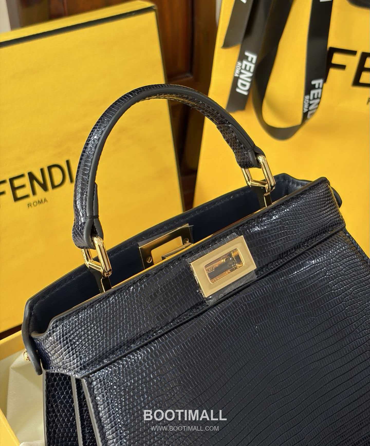 Fendi Peekaboo ISeeU Mini Lizard Leather Bag 펜디 피카부 아이씨유 미니 리자드 레더 백 20cm 5