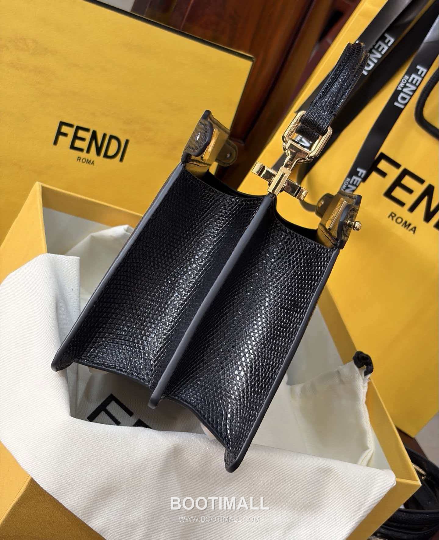 Fendi Peekaboo ISeeU Mini Lizard Leather Bag 펜디 피카부 아이씨유 미니 리자드 레더 백 20cm 6