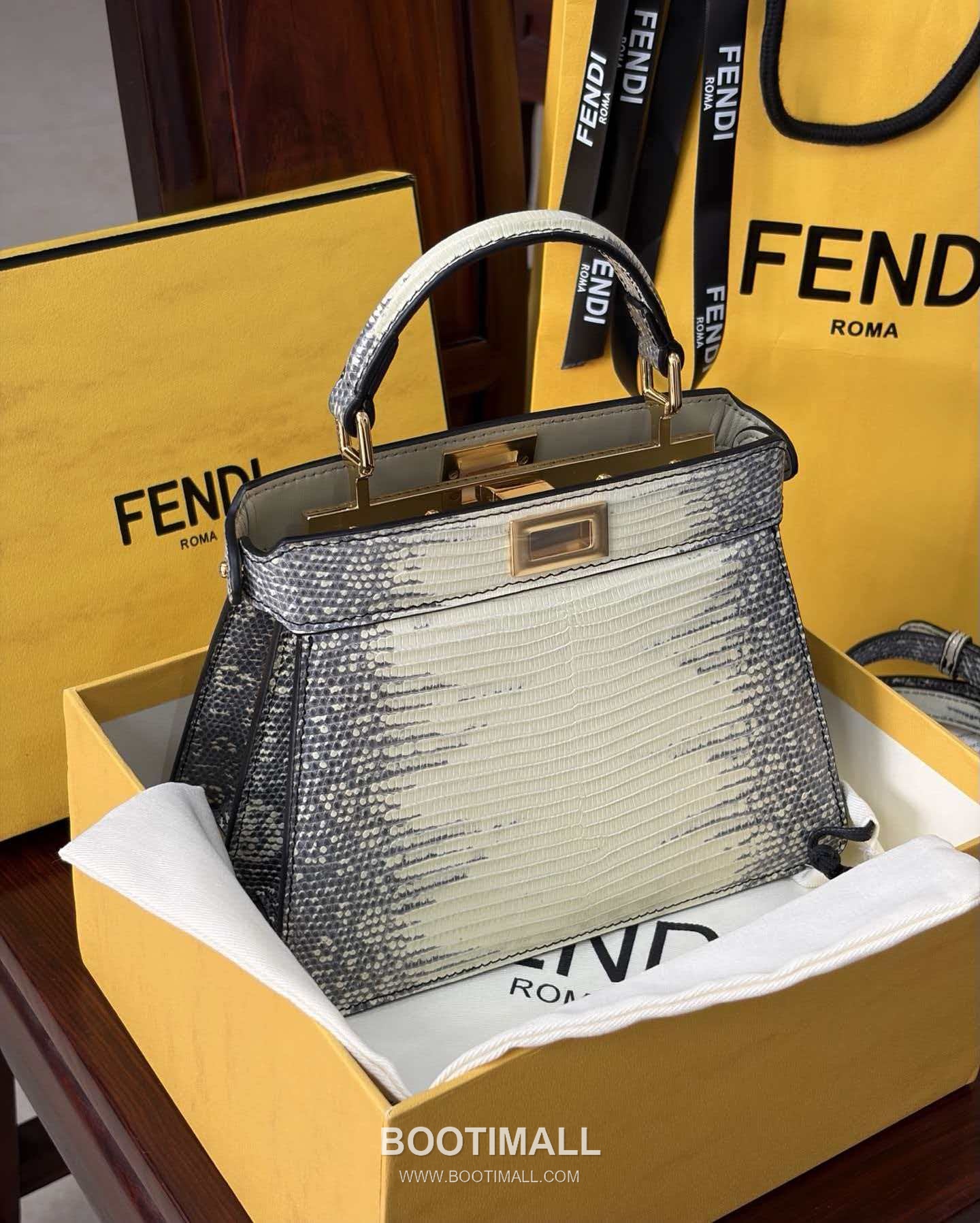 Fendi Peekaboo ISeeU Mini Lizard Leather Bag 펜디 피카부 아이씨유 미니 리자드 레더 백 20cm 2