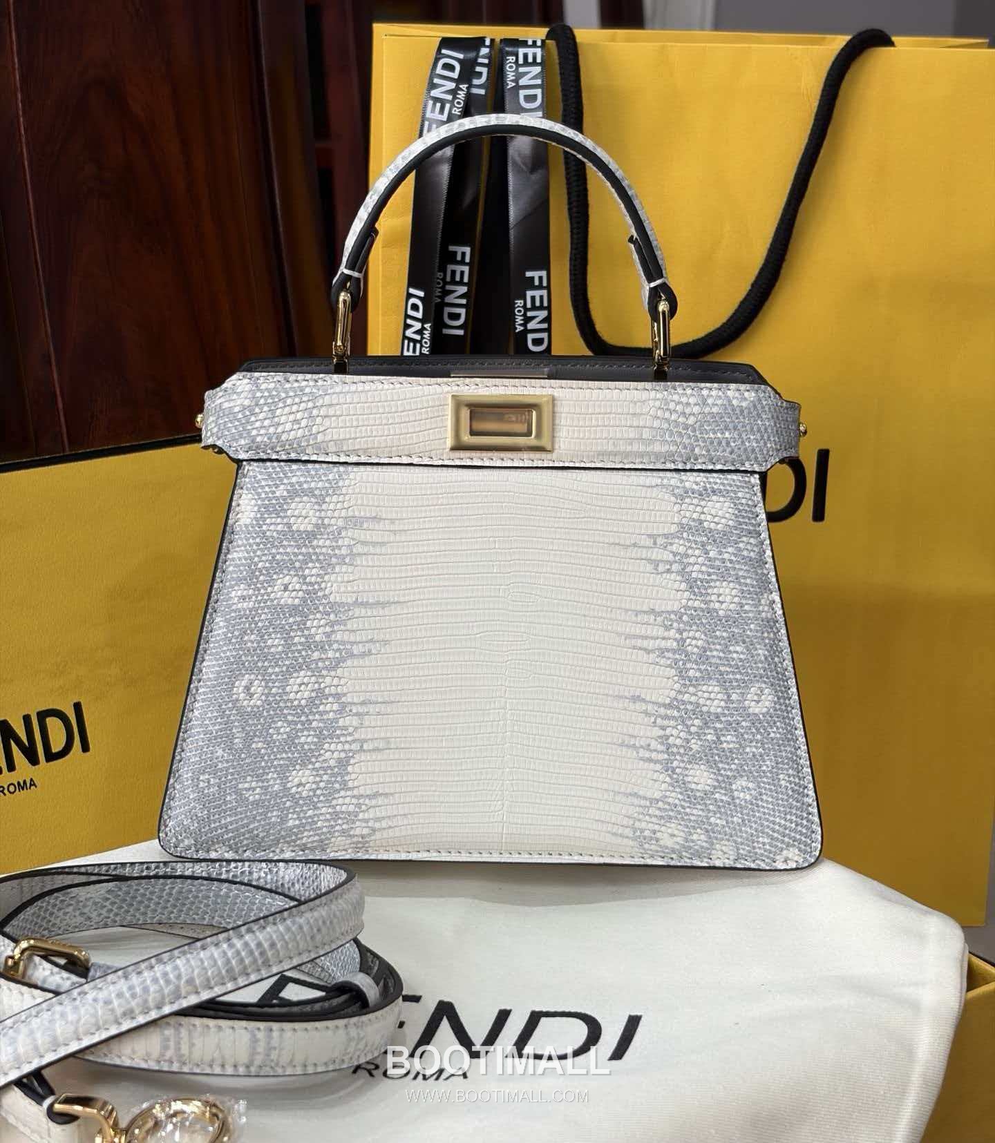 Fendi Peekaboo ISeeU Mini Lizard Leather Bag 펜디 피카부 아이씨유 미니 리자드 레더 백 20cm 1