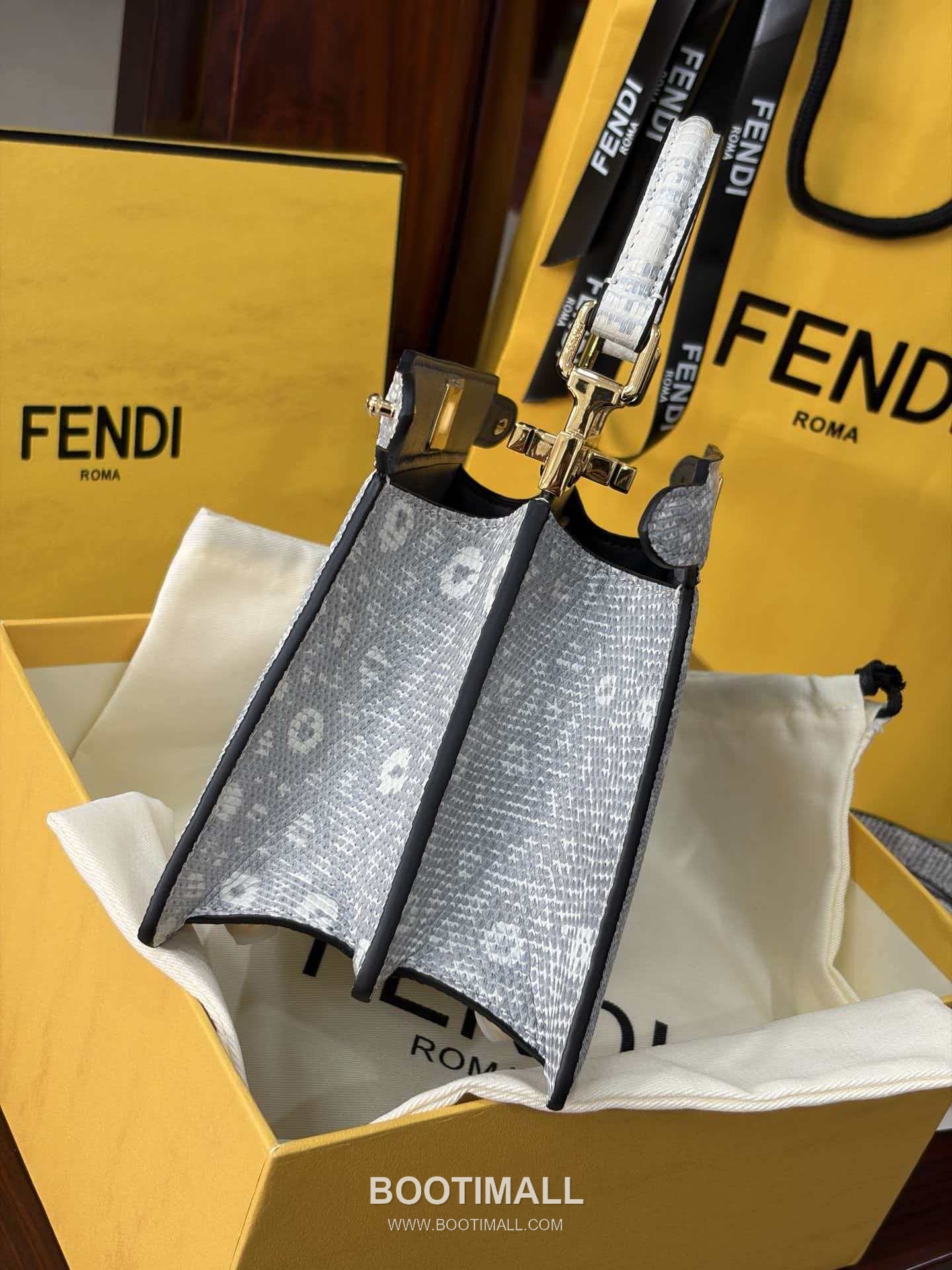 Fendi Peekaboo ISeeU Mini Lizard Leather Bag 펜디 피카부 아이씨유 미니 리자드 레더 백 20cm 4