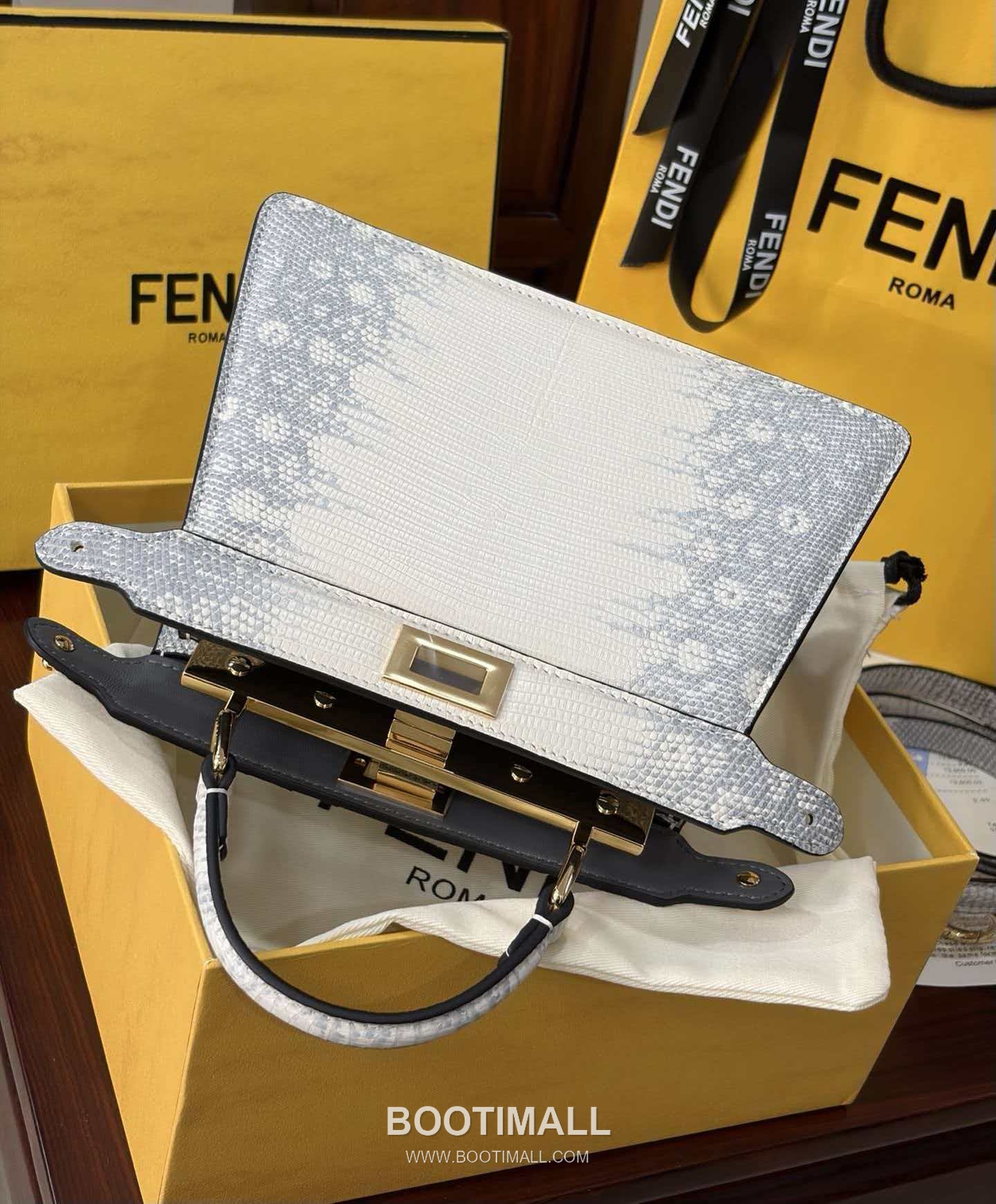 Fendi Peekaboo ISeeU Mini Lizard Leather Bag 펜디 피카부 아이씨유 미니 리자드 레더 백 20cm 6