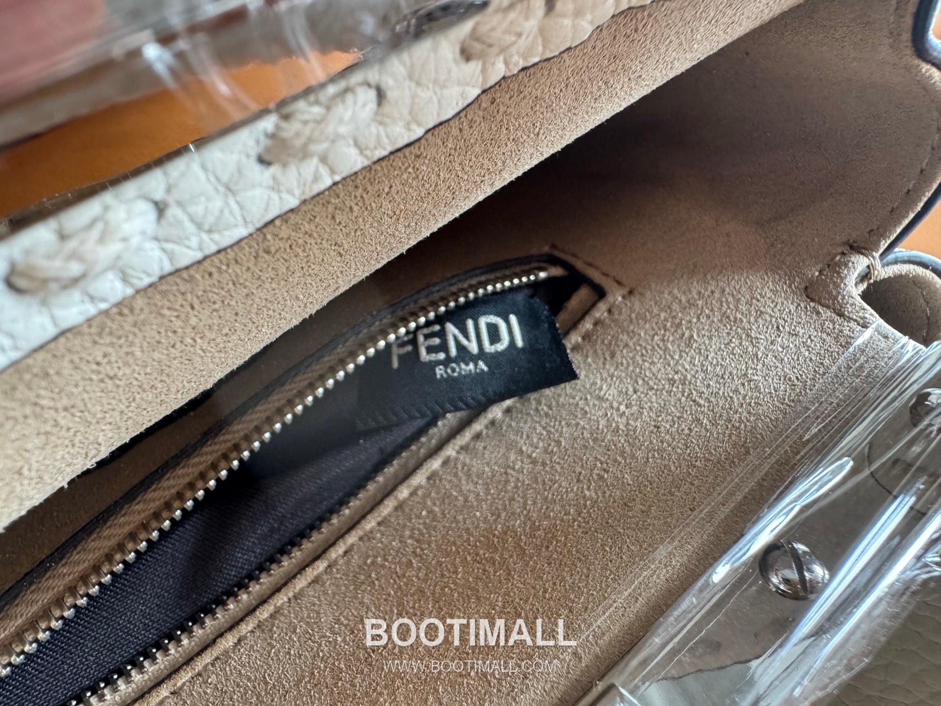 Fendi Peekaboo Small Full Grain Leather Bag 펜디 피카부 스몰 풀그레인 레더 백 23cm 8