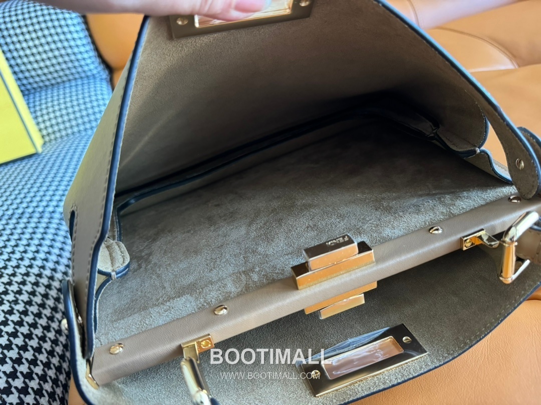 Fendi Peekaboo Soft Medium Calfskin Leather Bag 펜디 피카부 소프트 미디엄 카프스킨 레더 백 33cm 8