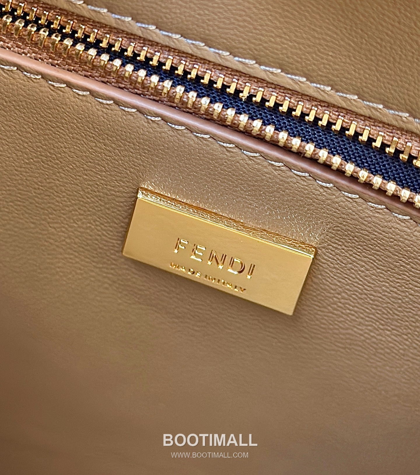 Fendi Peekaboo Small Calfskin Leather Bag 펜디 피카부 스몰 카프스킨 레더 백 23cm 6