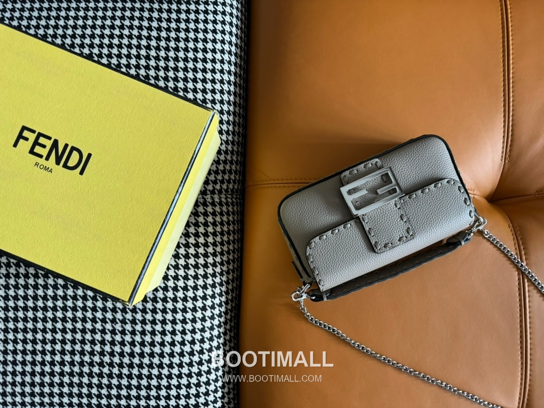 Fendi Baguette Mini Cuoio Romano Leather Bag 펜디 바게트 미니 쿠오이오 로마노 레더 백 20cm 6