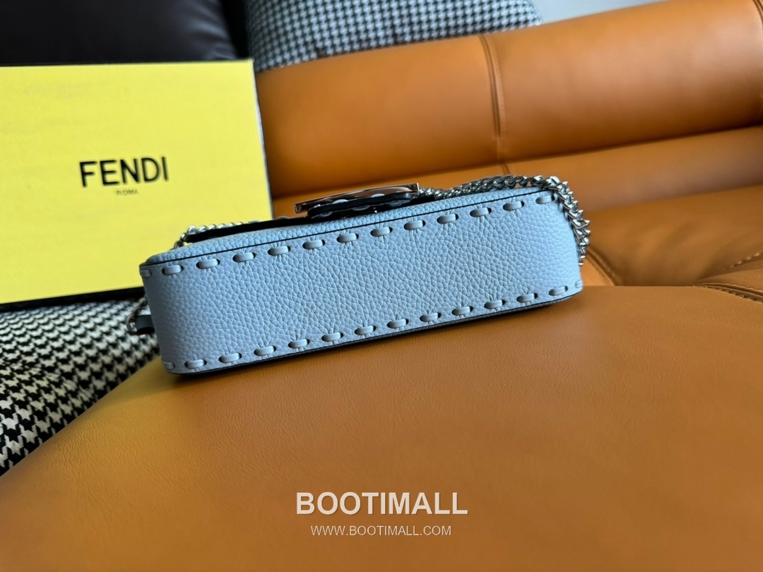 Fendi Baguette Mini Cuoio Romano Leather Bag 펜디 바게트 미니 쿠오이오 로마노 레더 백 20cm 5