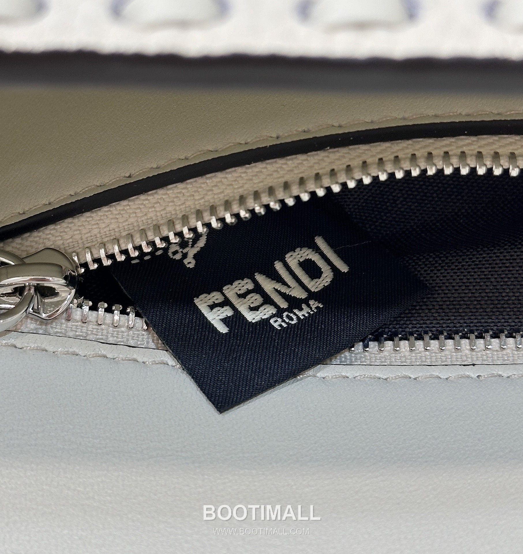 Fendi Baguette Medium Cuoio Romano Leather Bag 펜디 바게트 미디엄 쿠오이오 로마노 레더 백 27cm 6