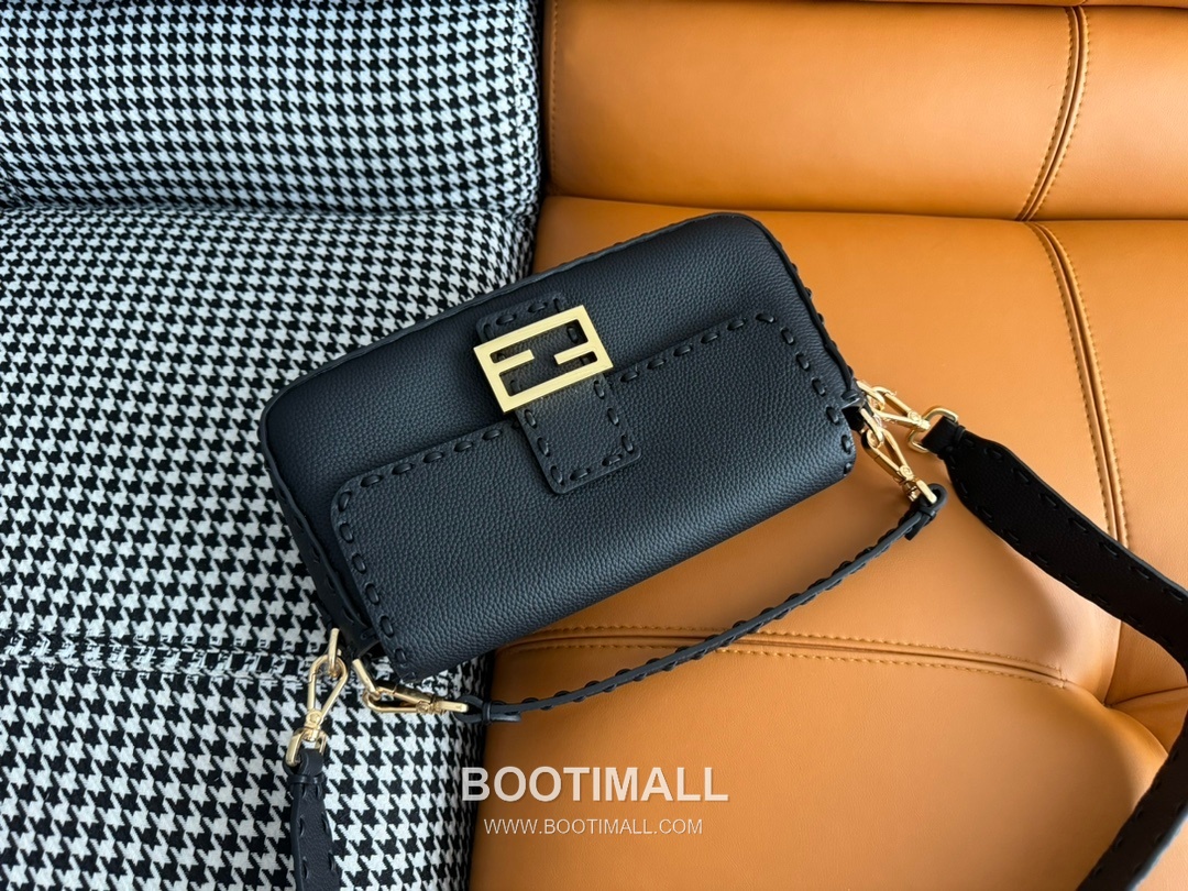 Fendi Baguette Medium Cuoio Romano Leather Bag 펜디 바게트 미디엄 쿠오이오 로마노 레더 백 27cm 6