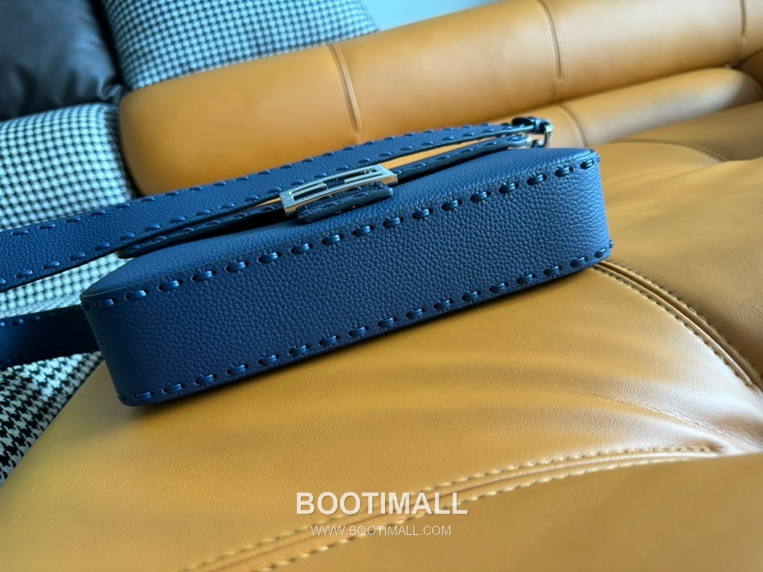 Fendi Baguette Medium Cuoio Romano Leather Bag 펜디 바게트 미디엄 쿠오이오 로마노 레더 백 27cm 5