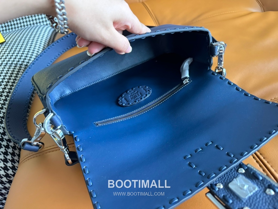 Fendi Baguette Medium Cuoio Romano Leather Bag 펜디 바게트 미디엄 쿠오이오 로마노 레더 백 27cm 7