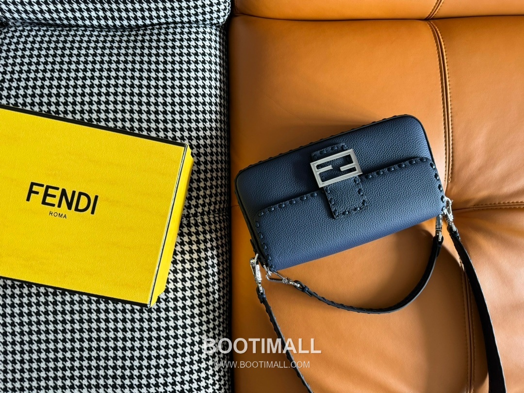 Fendi Baguette Medium Cuoio Romano Leather Bag 펜디 바게트 미디엄 쿠오이오 로마노 레더 백 27cm 9