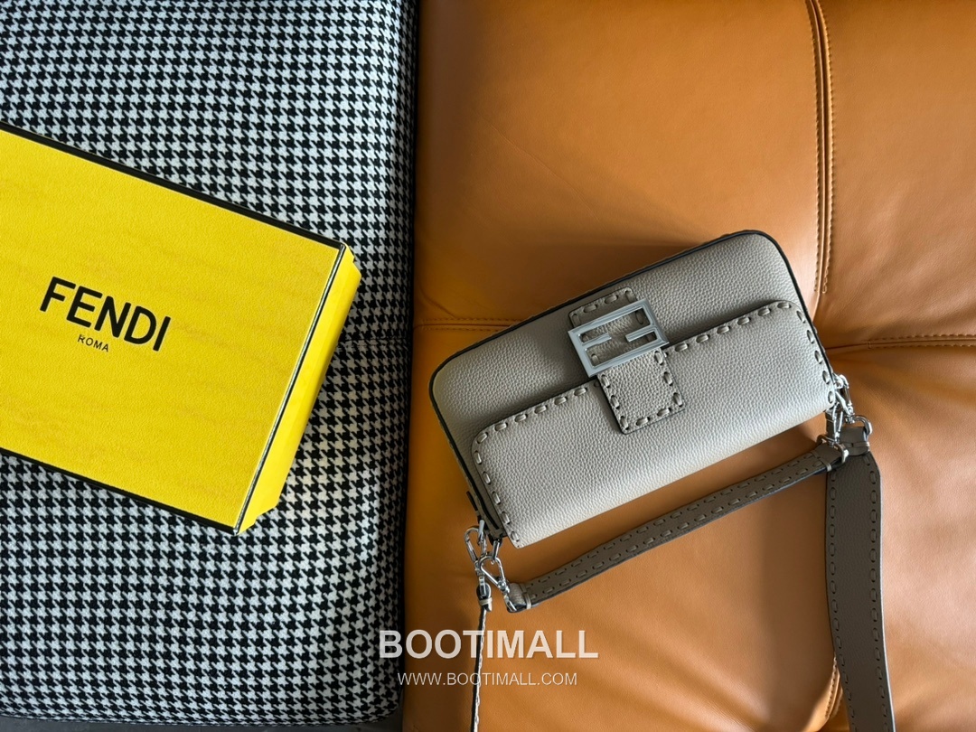 Fendi Baguette Medium Cuoio Romano Leather Bag 펜디 바게트 미디엄 쿠오이오 로마노 레더 백 27cm 7