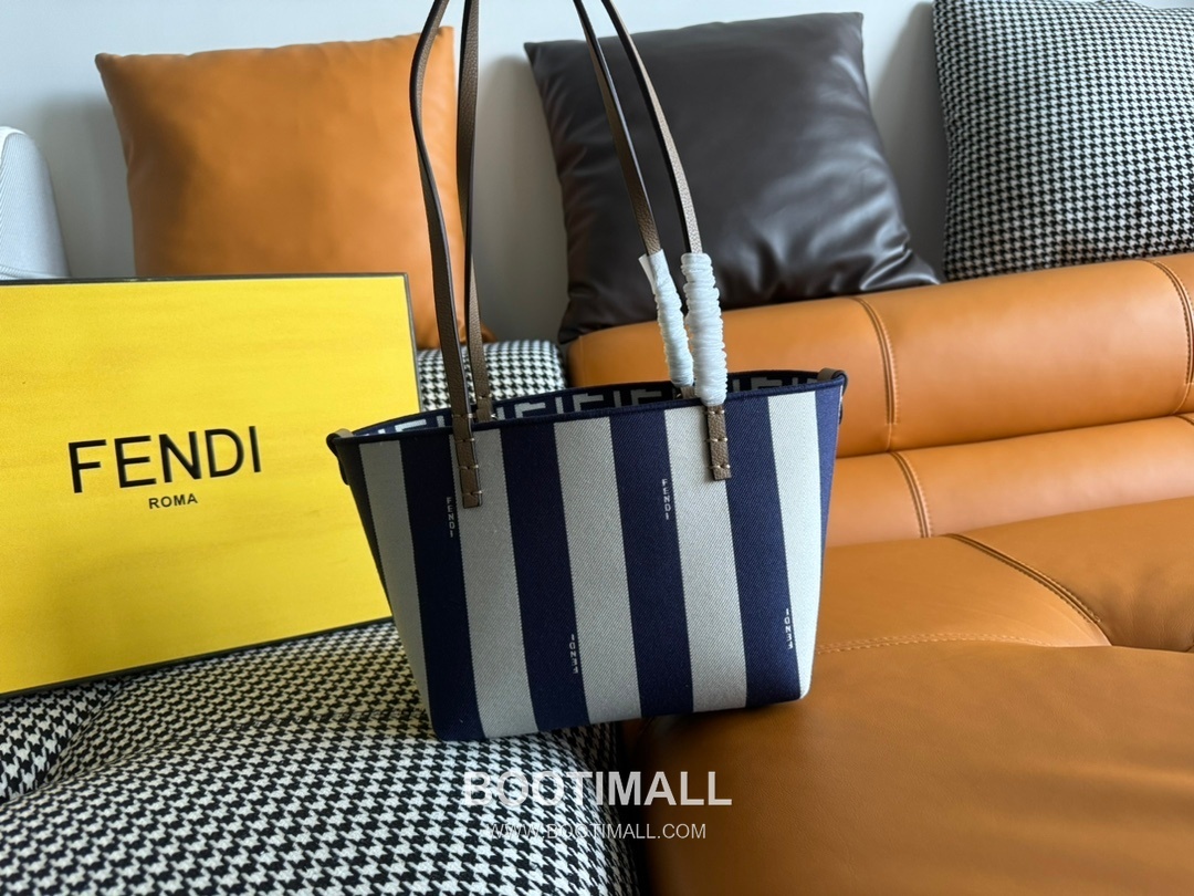 Fendi Baguette Small Tote Pequin FF Jacquard Fabric Bag 펜디 바게트 스몰 토트 페퀸 FF 자카드 패브릭 백 23cm 2