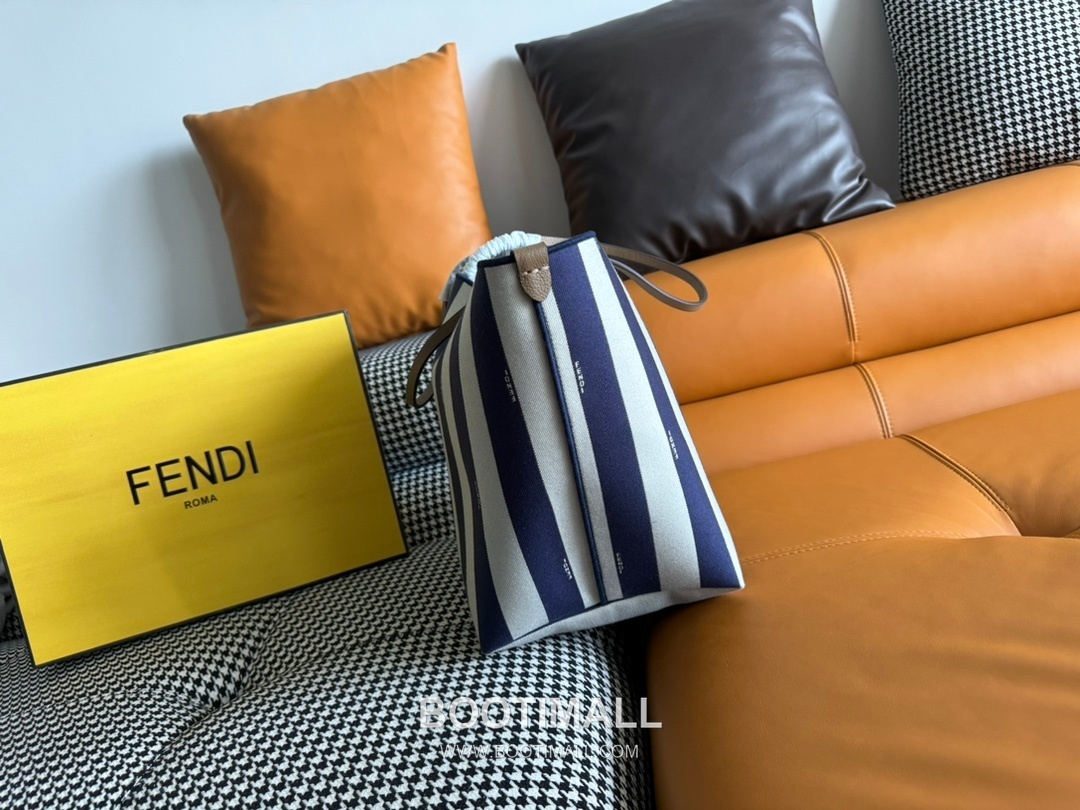 Fendi Baguette Large Tote Pequin FF Jacquard Fabric Bag 펜디 바게트 라지 토트 페퀸 FF 자카드 패브릭 백 35cm 4