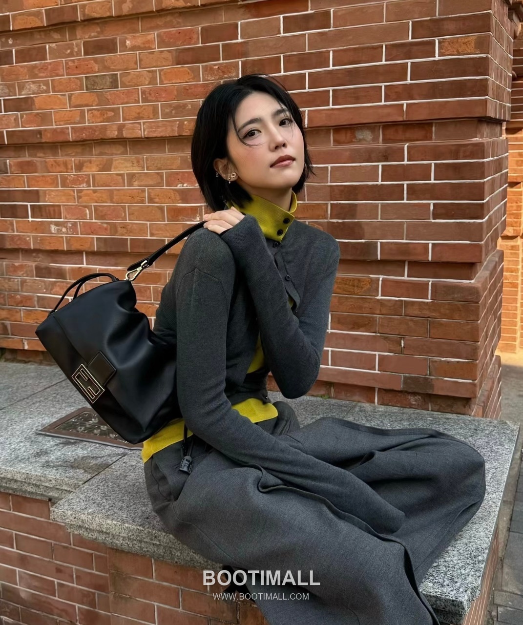 Fendi Mamma Baguette Medium Nappa Leather Black Shoulder Bag 펜디 맘마 바게트 미디엄 나파 레더 블랙 숄더백 26.5cm 8