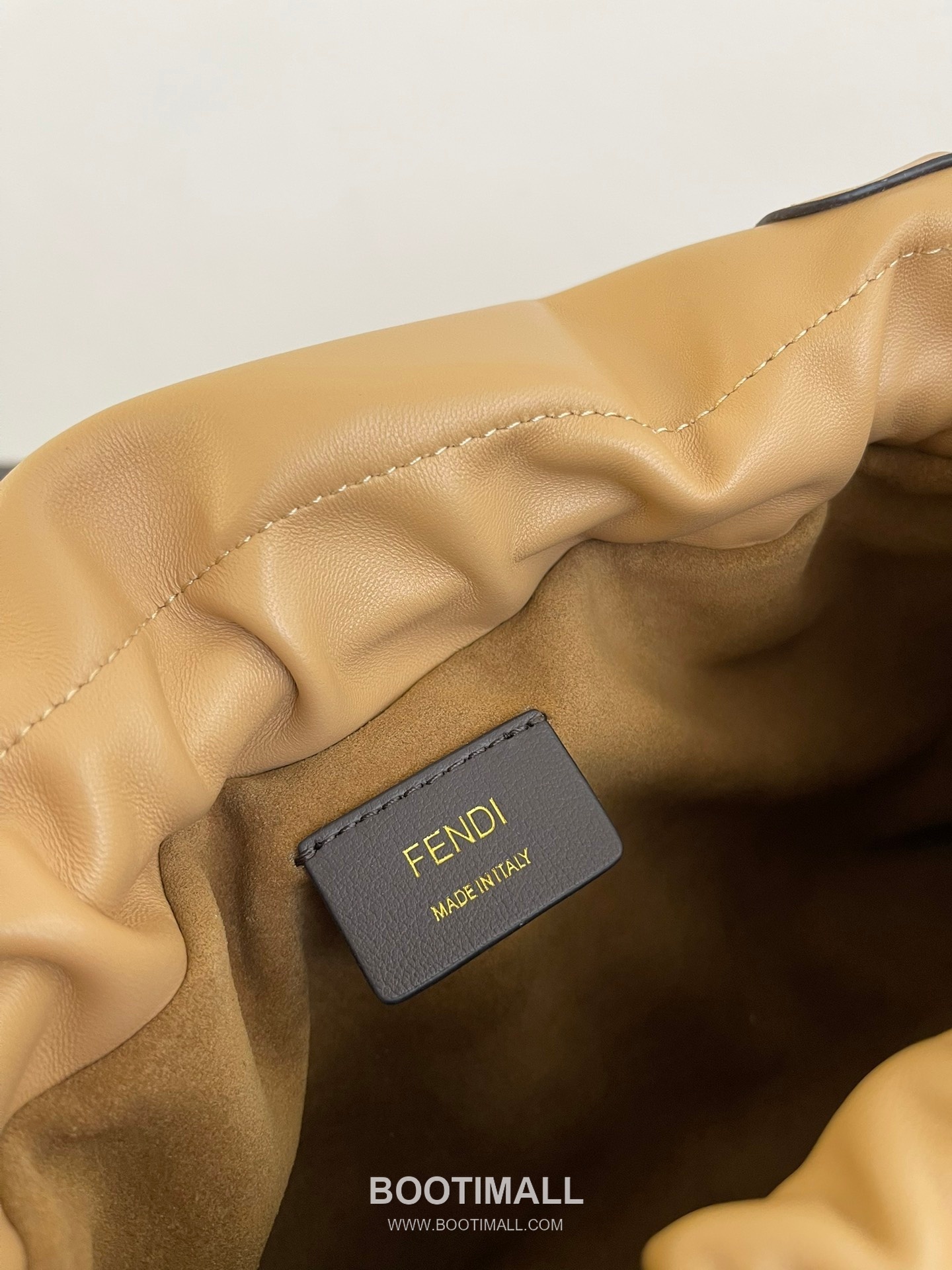 Fendi Mamma Baguette Medium Nappa Leather Bag 펜디 맘마 바게트 미디엄 나파 레더 백 26.5cm 6