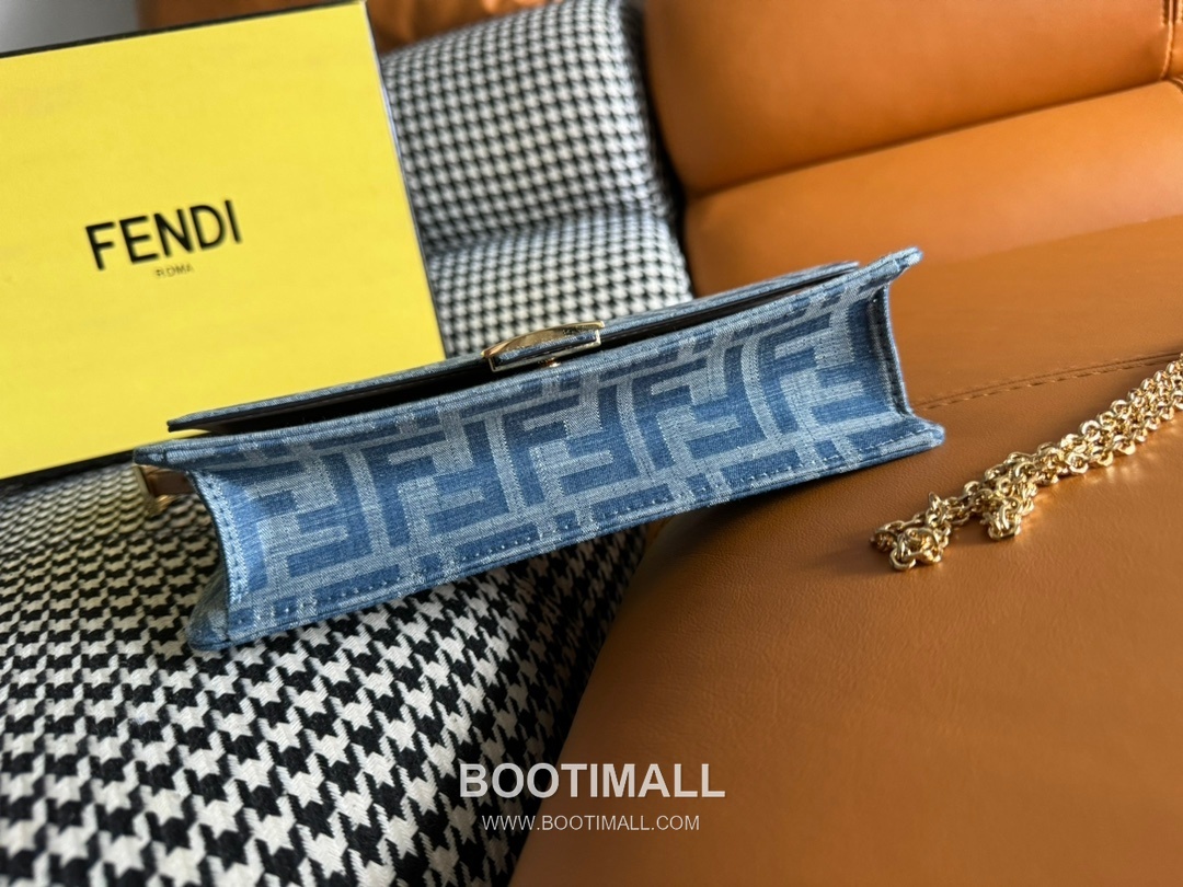 Fendi Baguette FF Jacquard Denim Wallet on Chain 펜디 바게트 FF 자카드 데님 월렛 온 체인 21cm 4