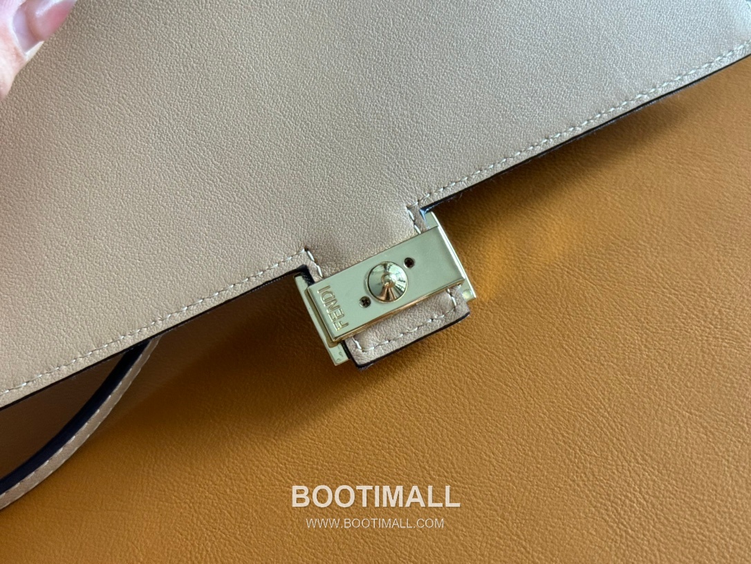 Fendi Baguette FF Jacquard Denim Wallet on Chain 펜디 바게트 FF 자카드 데님 월렛 온 체인 21cm 8