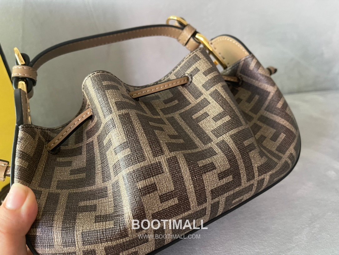 Fendi Mini Drawstring FF Print PU Fabric Bag 펜디 미니 드로스트링 FF 프린트 PU 패브릭 백 21.5cm 5