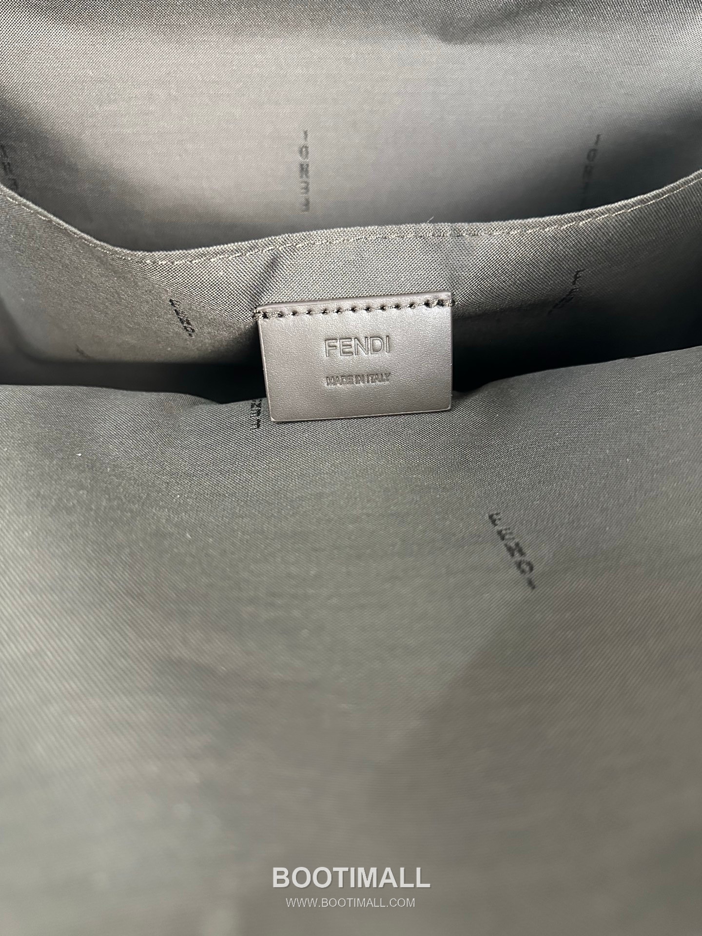 Fendi Lui Large Full Grain Leather Bag 펜디 루이 라지 풀그레인 레더 백 38cm 7