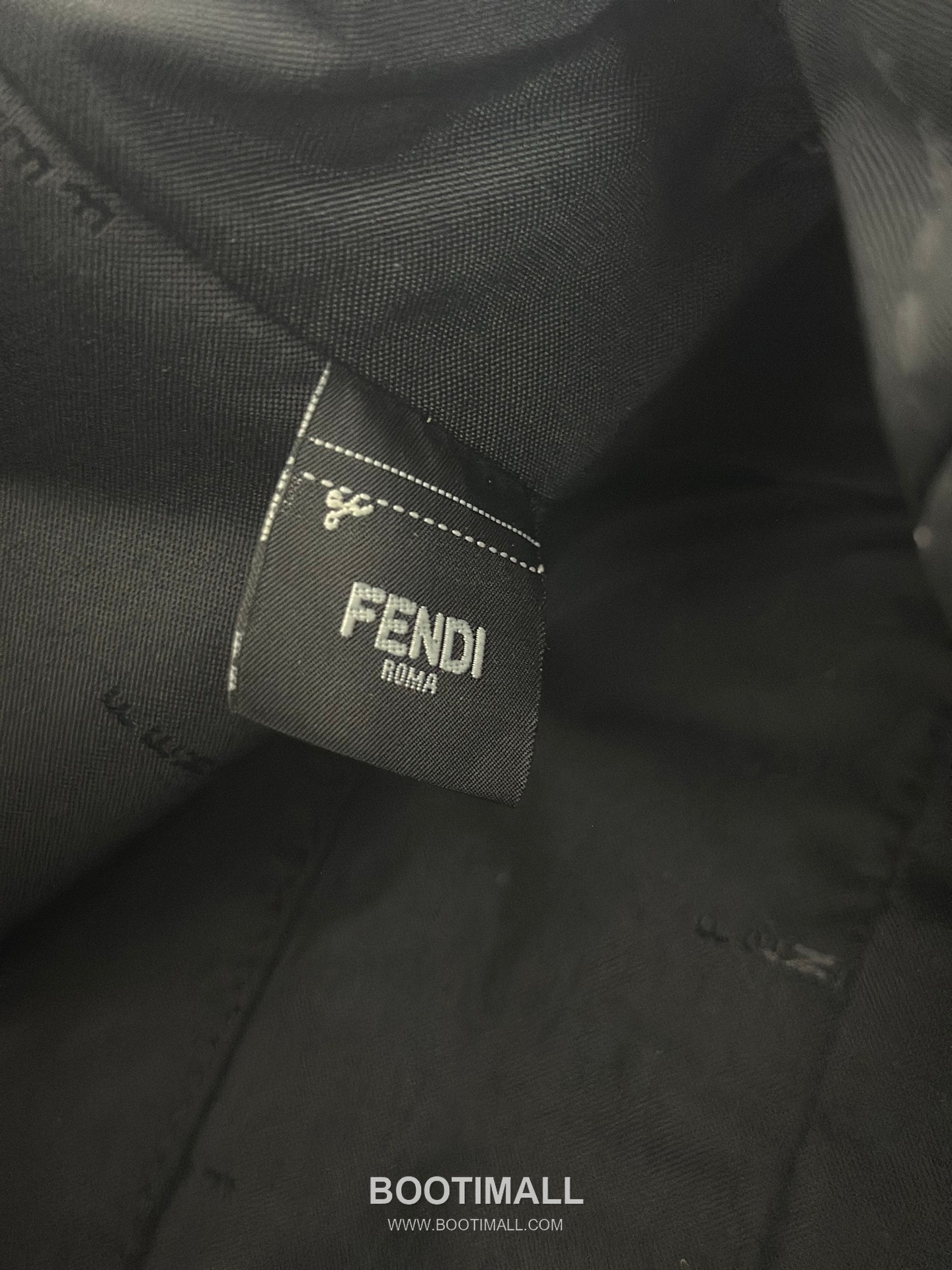 Fendi Lui Medium Full Grain Leather Bag 펜디 루이 미디엄 풀그레인 레더 백 28cm 6