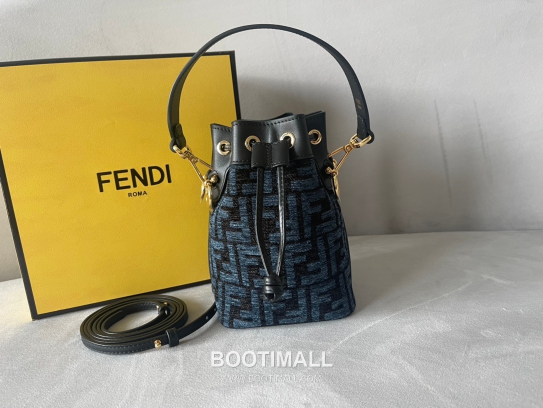 Fendi Mon Tresor Small FF Chenille Bucket Bag 펜디 몬 트레조 스몰 FF 셰닐 버킷백 18cm 1