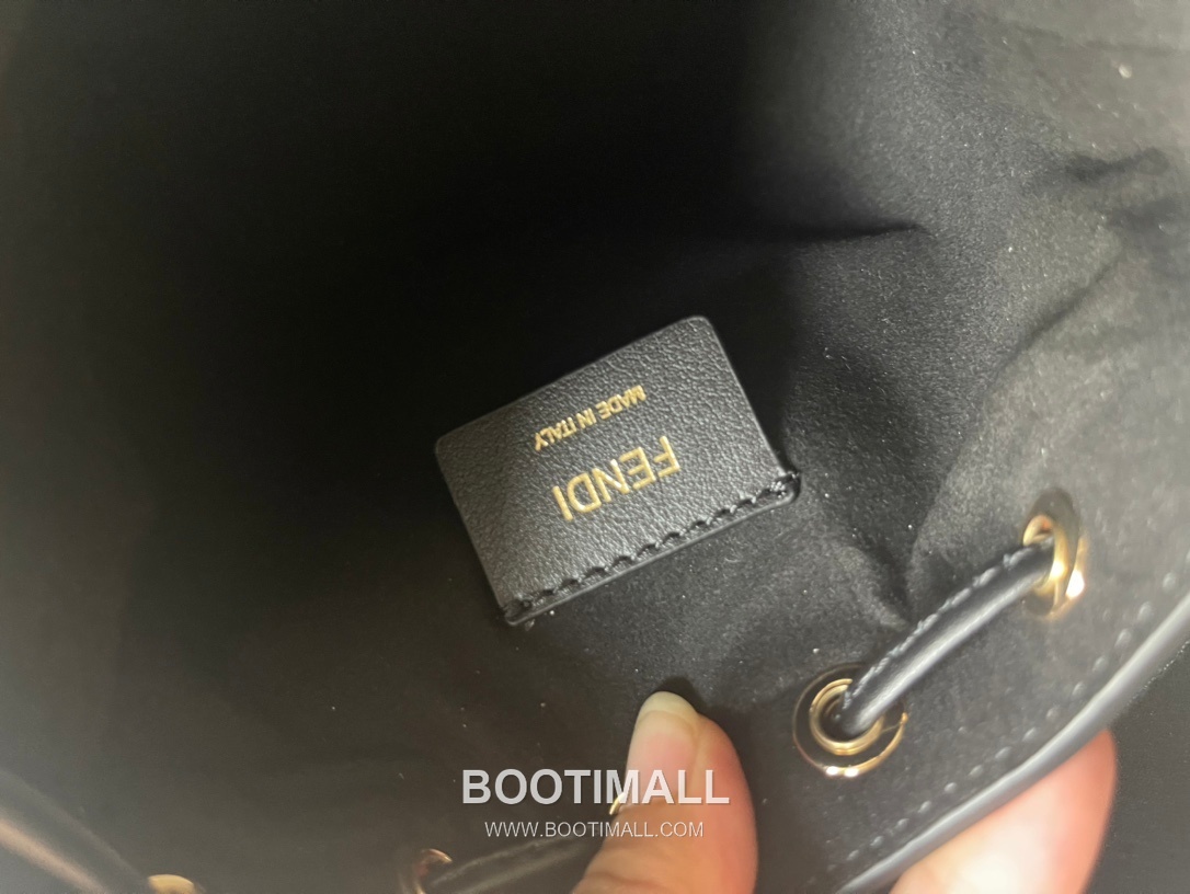 Fendi Mon Tresor Small FF Chenille Bucket Bag 펜디 몬 트레조 스몰 FF 셰닐 버킷백 18cm 9