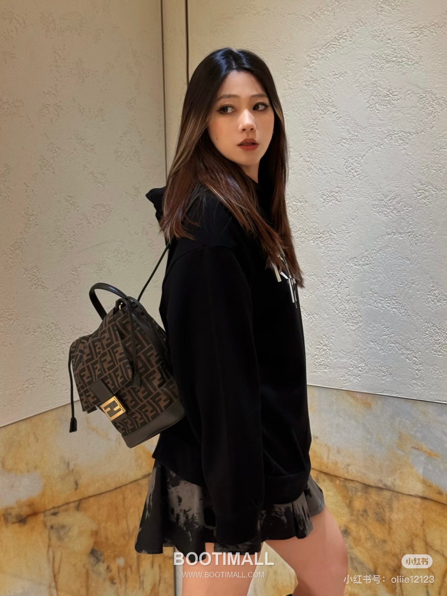 Fendi Vintage Monogram Drawstring Canvas Brown Backpack 펜디 빈티지 모노그램 드로우스트링 캔버스 브라운 백팩 26cm 4