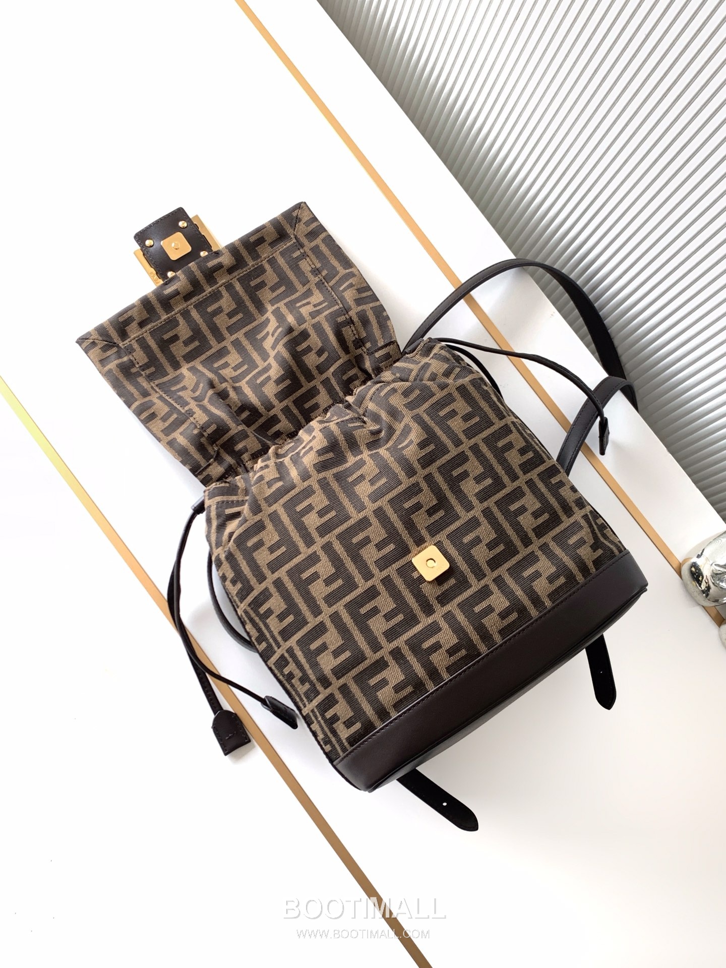 Fendi Vintage Monogram Drawstring Canvas Brown Backpack 펜디 빈티지 모노그램 드로우스트링 캔버스 브라운 백팩 26cm 15