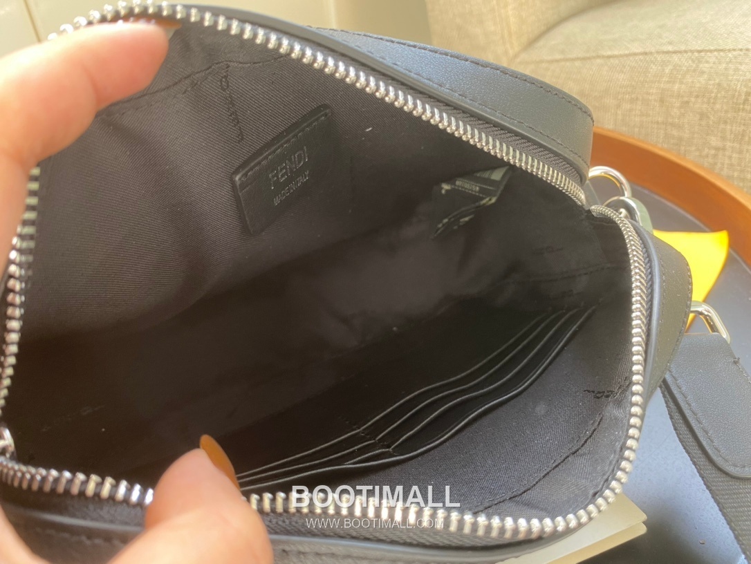 Fendi Camera Case FF Jacquard Fabric Bag 펜디 카메라 케이스 FF 자카드 패브릭 백 22cm 7