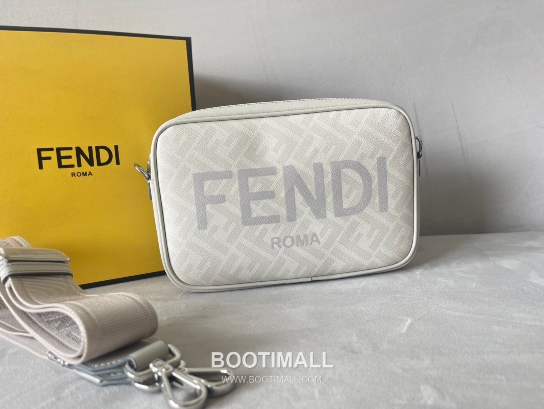 Fendi Camera Case FF Jacquard Fabric Bag 펜디 카메라 케이스 FF 자카드 패브릭 백 22cm 1