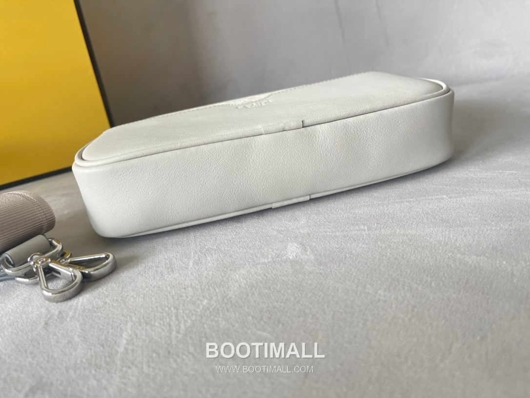 Fendi Camera Case FF Jacquard Fabric Bag 펜디 카메라 케이스 FF 자카드 패브릭 백 22cm 6