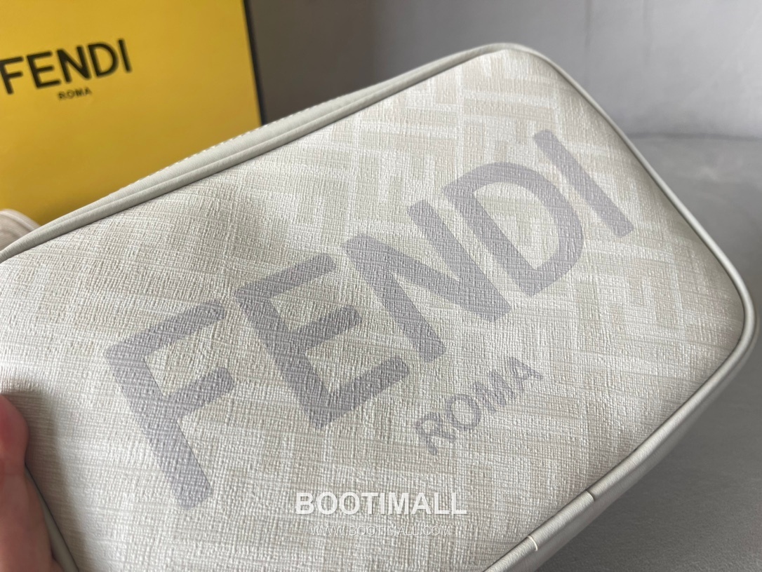 Fendi Camera Case FF Jacquard Fabric Bag 펜디 카메라 케이스 FF 자카드 패브릭 백 22cm 7