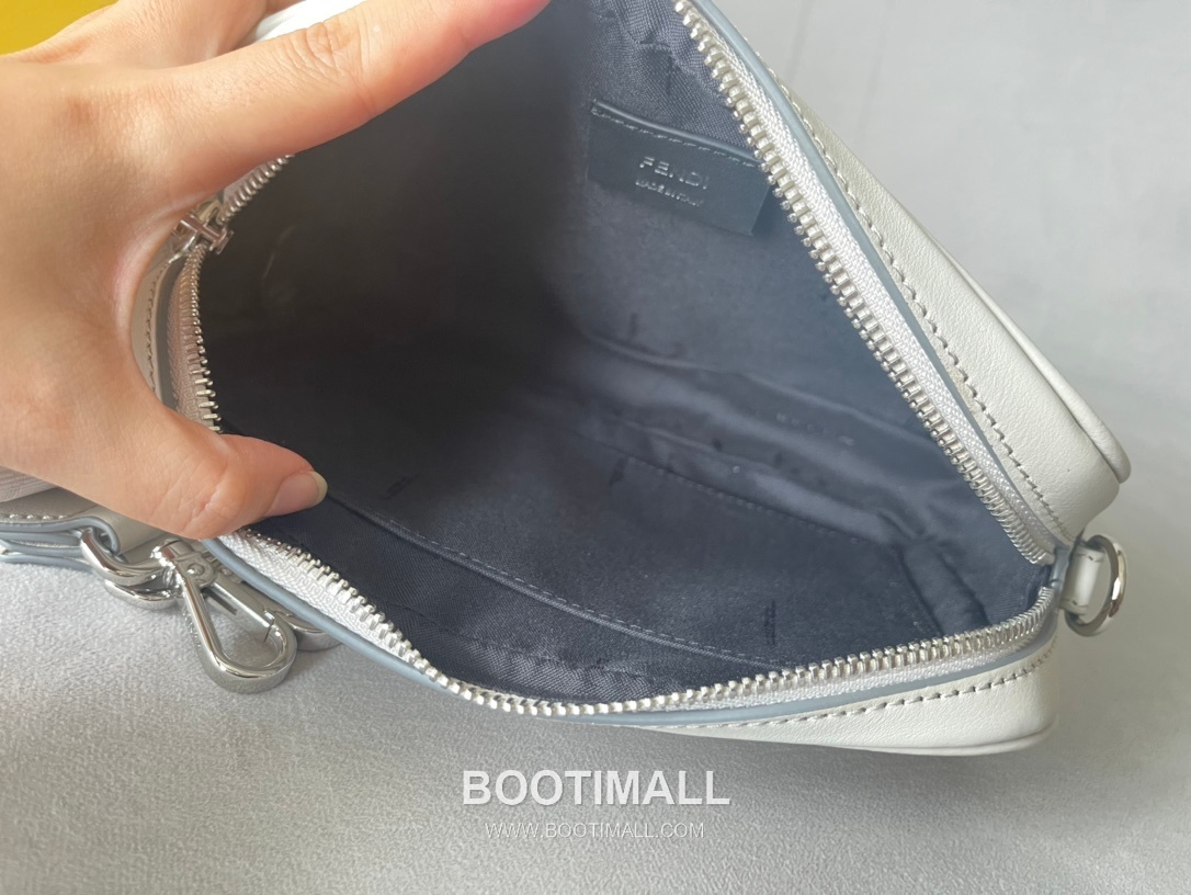 Fendi Camera Case FF Jacquard Fabric Bag 펜디 카메라 케이스 FF 자카드 패브릭 백 22cm 8