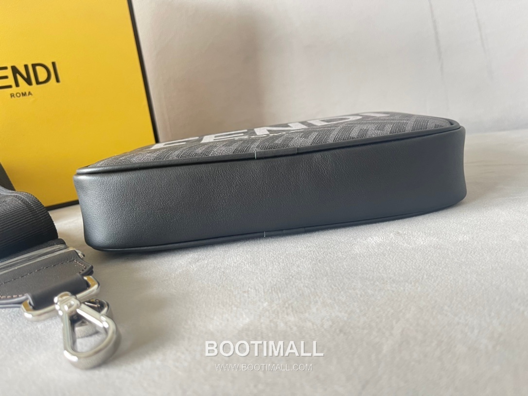 Fendi Camera Case FF Jacquard Fabric Bag 펜디 카메라 케이스 FF 자카드 패브릭 백 22cm 5