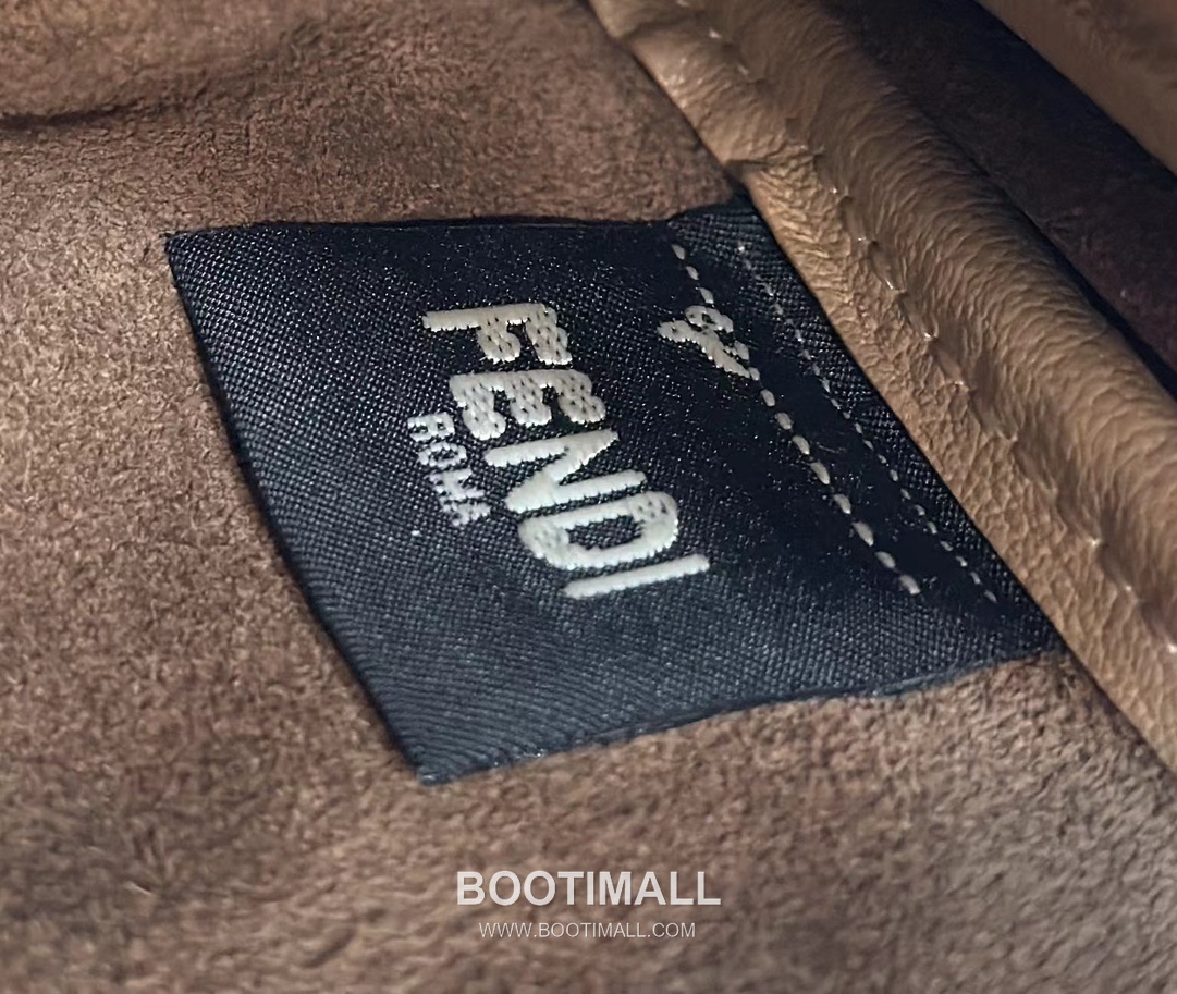 Fendi Simply FENDI Small Calfskin Leather Bag 펜디 심플리 펜디 스몰 카프스킨 레더 백 22cm 8