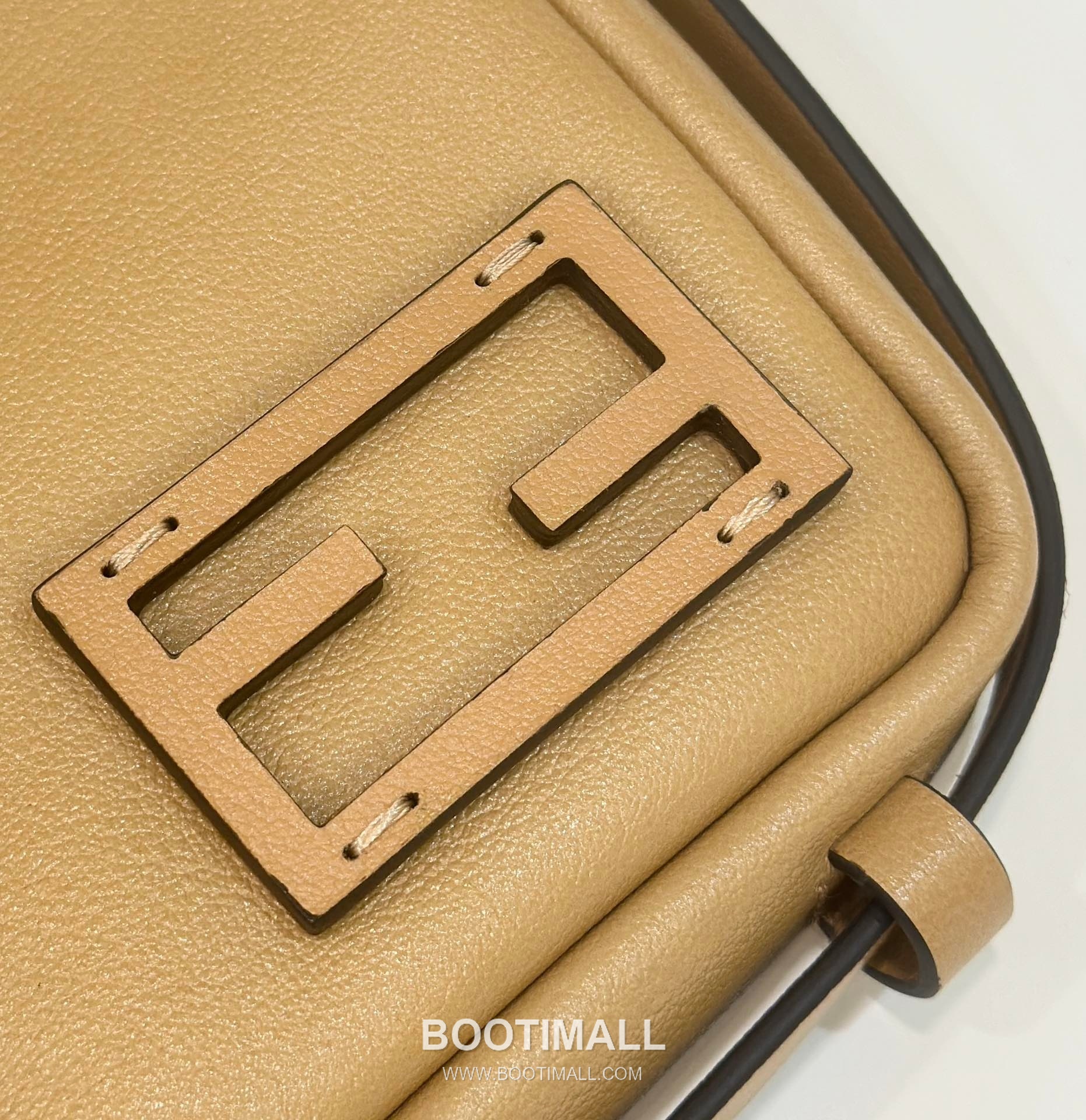 Fendi Simply FF Matte Calfskin Beige Shoulder Bag 펜디 심플리 FF 무광 카프스킨 베이지 숄더백 35cm 8