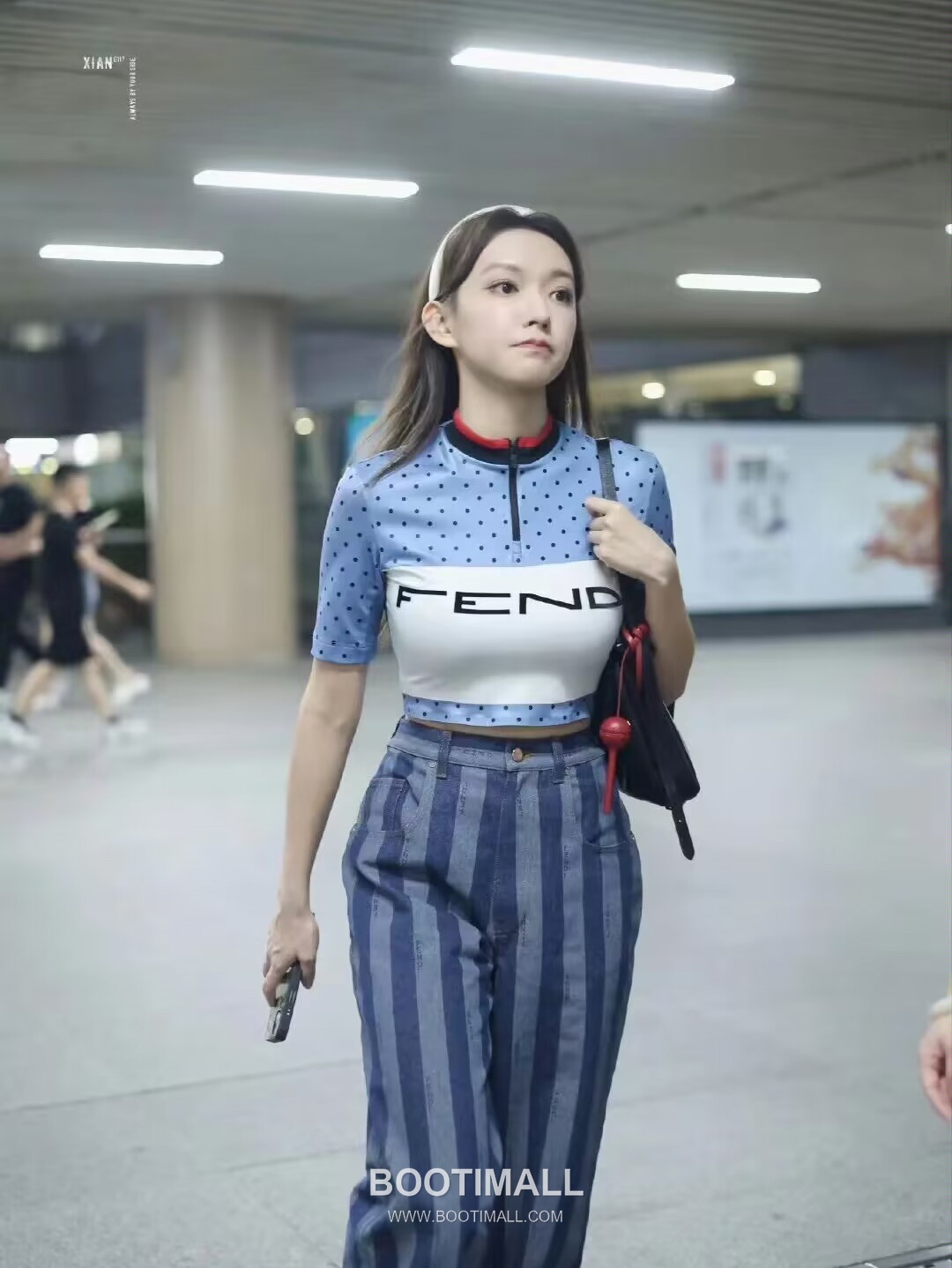 Fendi Simply FF Patent Low-Gloss Calfskin Black Shoulder Bag 펜디 심플리 FF 페이턴트 로우글로스 카프스킨 블랙 숄더백 22cm 1