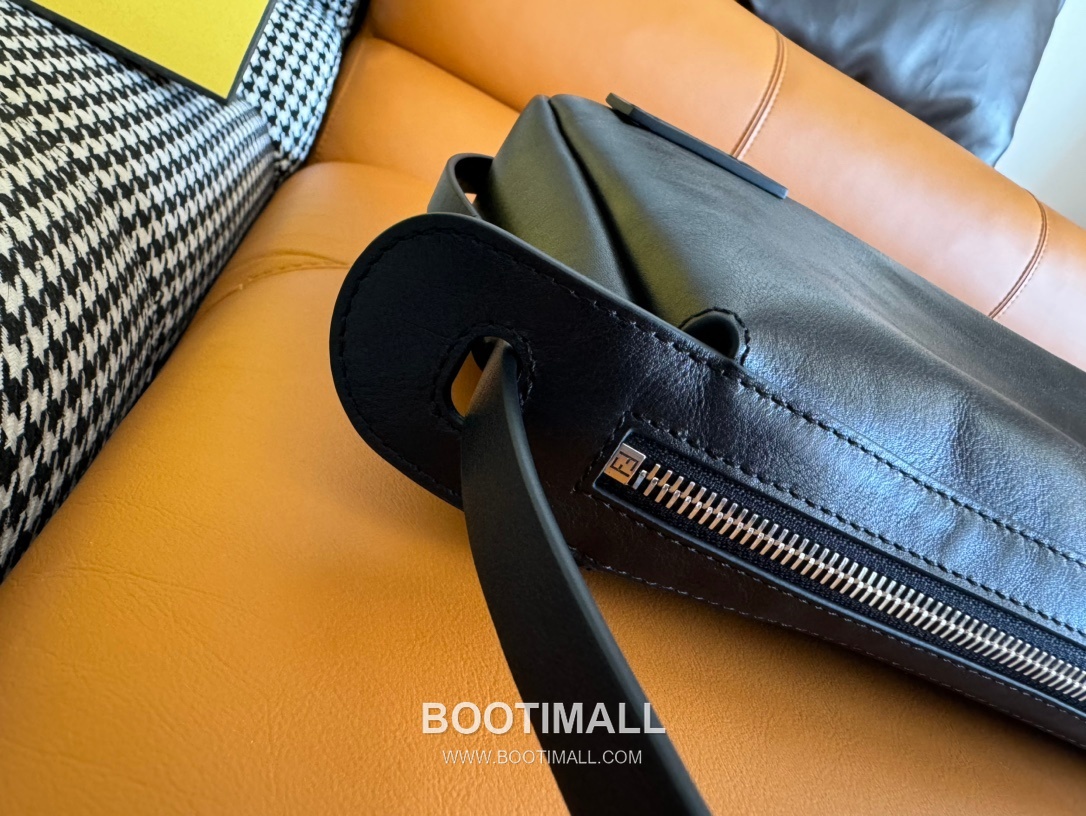 Fendi Simply FENDI Medium Calfskin Leather Bag 펜디 심플리 펜디 미디엄 카프스킨 레더 백 34.5cm 11