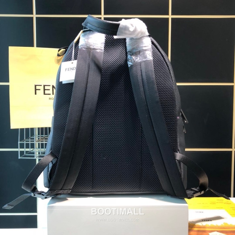 Fendi Bag Bugs Togo Leather Backpack 펜디 백버그 토고 레더 백팩 34cm 3