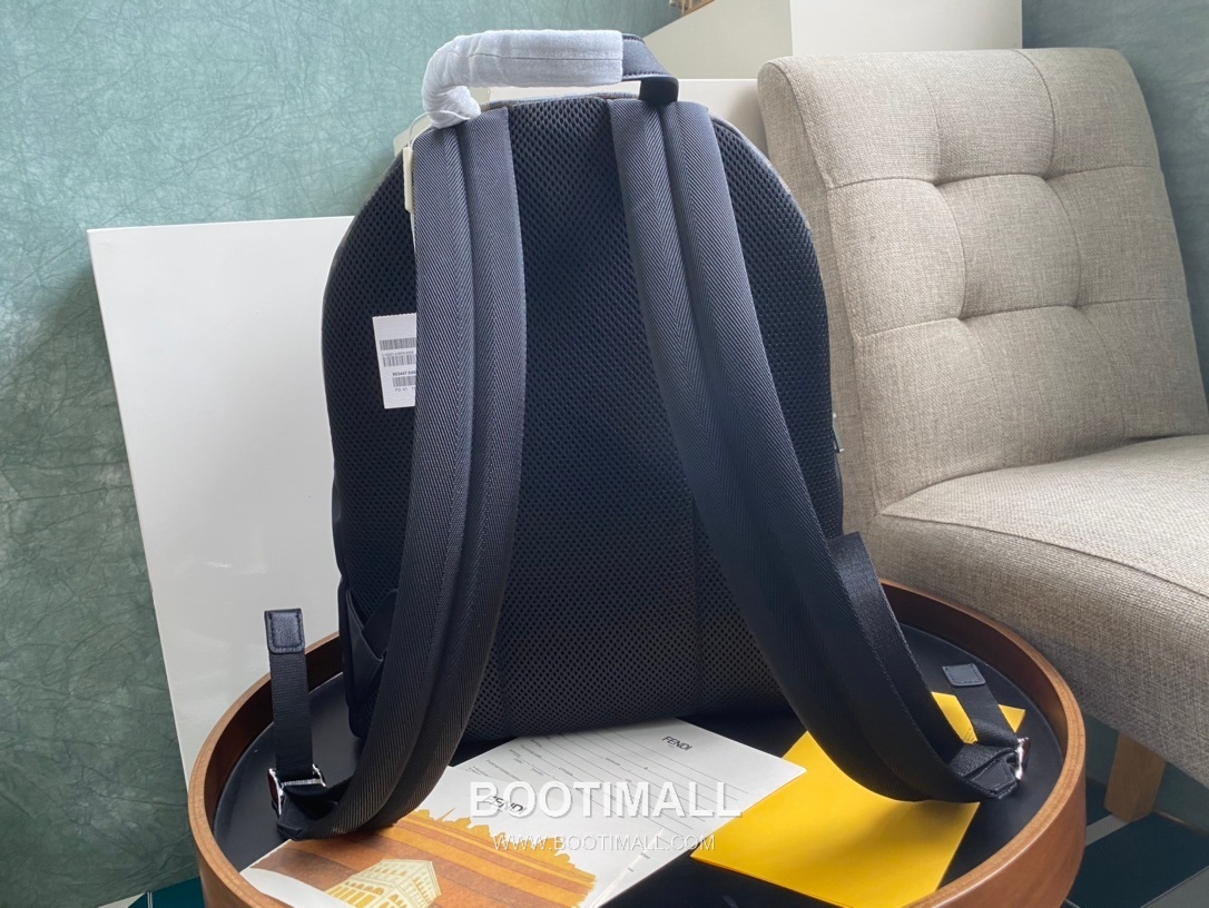 Fendi FF Nylon Backpack 펜디 FF 나일론 백팩 7012M70 32cm 4